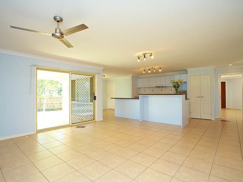 2 Kalamunda Street, North Lakes QLD 4509