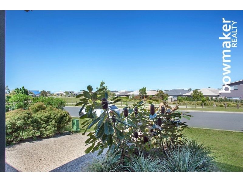 68 Mackintosh Drive, North Lakes QLD 4509