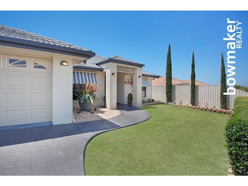 14 Finnegan Drive, North Lakes QLD 4509