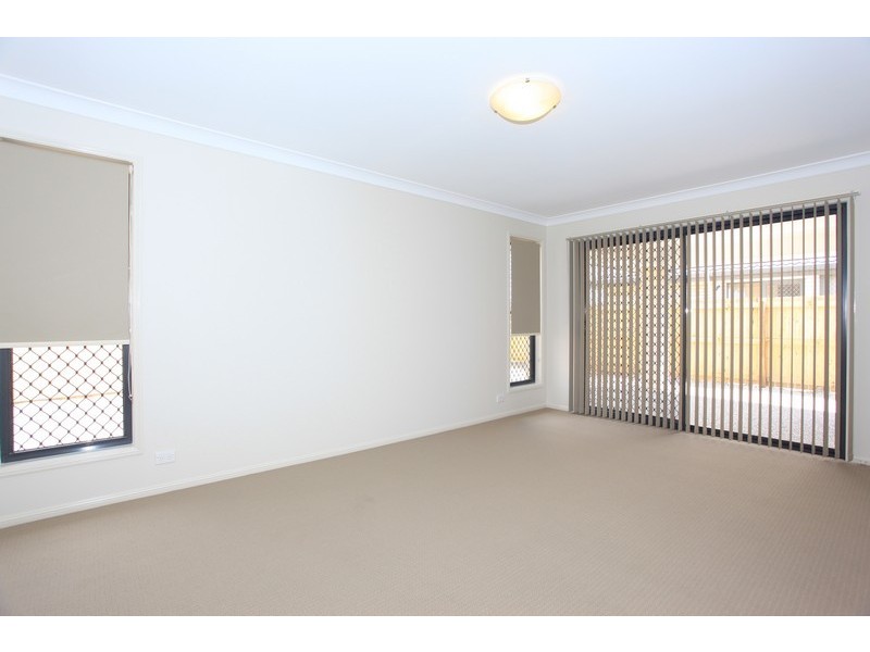 4 Edward Close, North Lakes QLD 4509