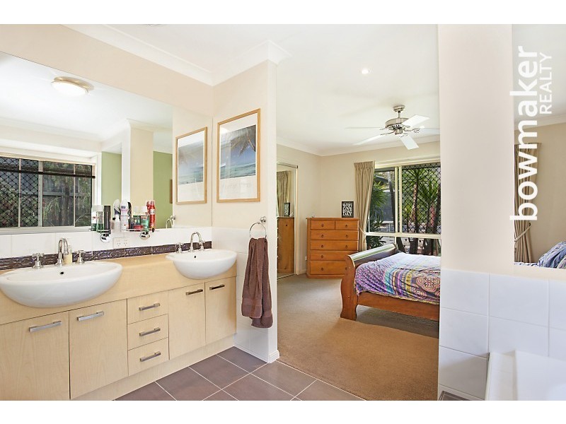 38 Whitfield Crescent, North Lakes QLD 4509