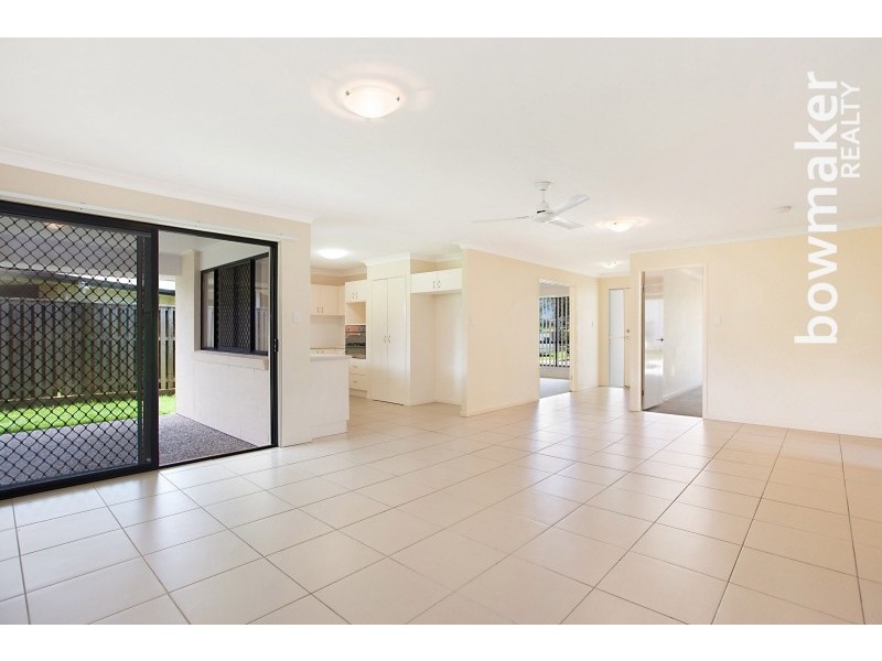 13 Toby Close, Kallangur QLD 4503