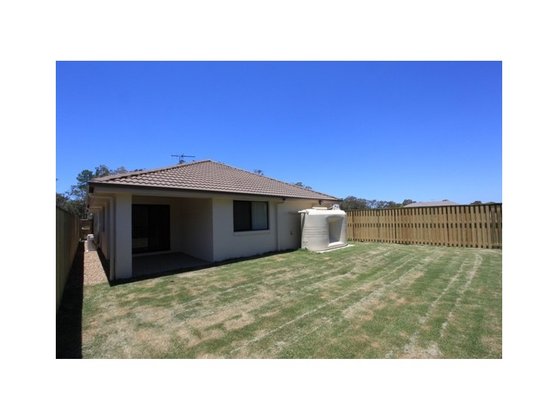 28 Lorikeet Parade ESSENCIA, Dakabin QLD 4503