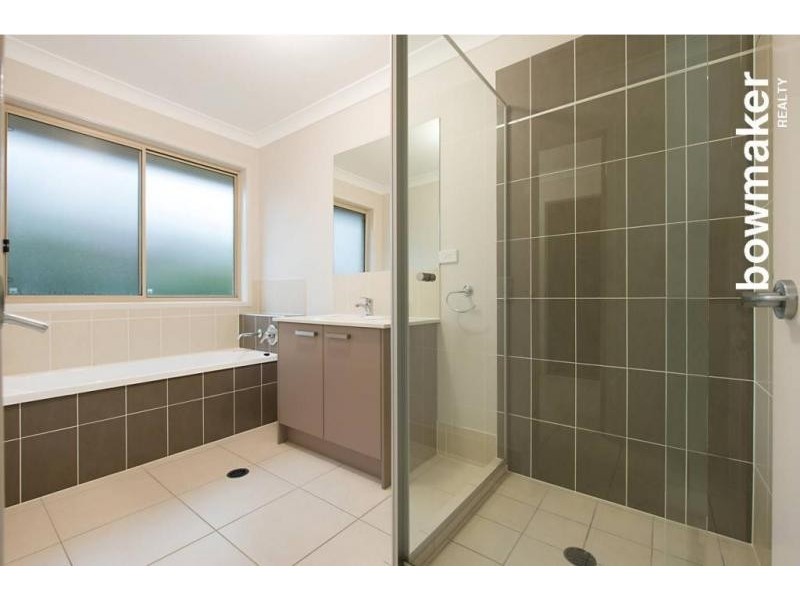5 Langham Crescent, North Lakes QLD 4509