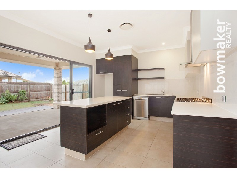 30 Cowen Terrace, North Lakes QLD 4509