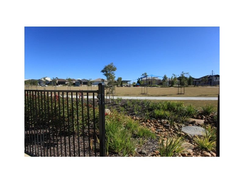 29 Merion Crescent, North Lakes QLD 4509