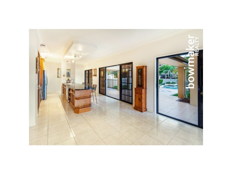 15 Kingshand Drive, Murrumba Downs QLD 4503
