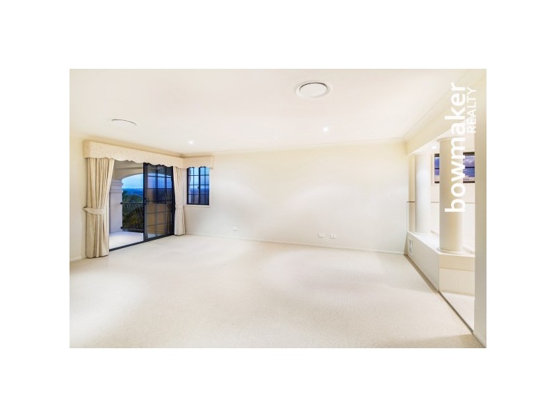 15 Kingshand Drive, Murrumba Downs QLD 4503
