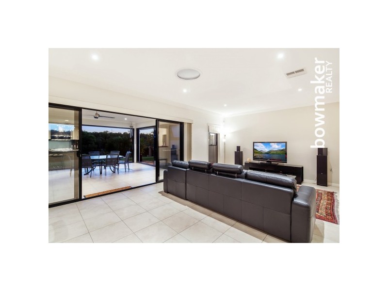 56 Sandpiper Avenue, North Lakes QLD 4509