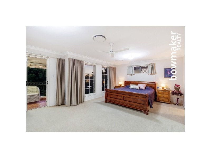 32 Lochside Drive, North Lakes QLD 4509