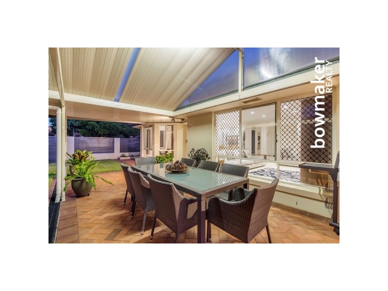 32 Lochside Drive, North Lakes QLD 4509