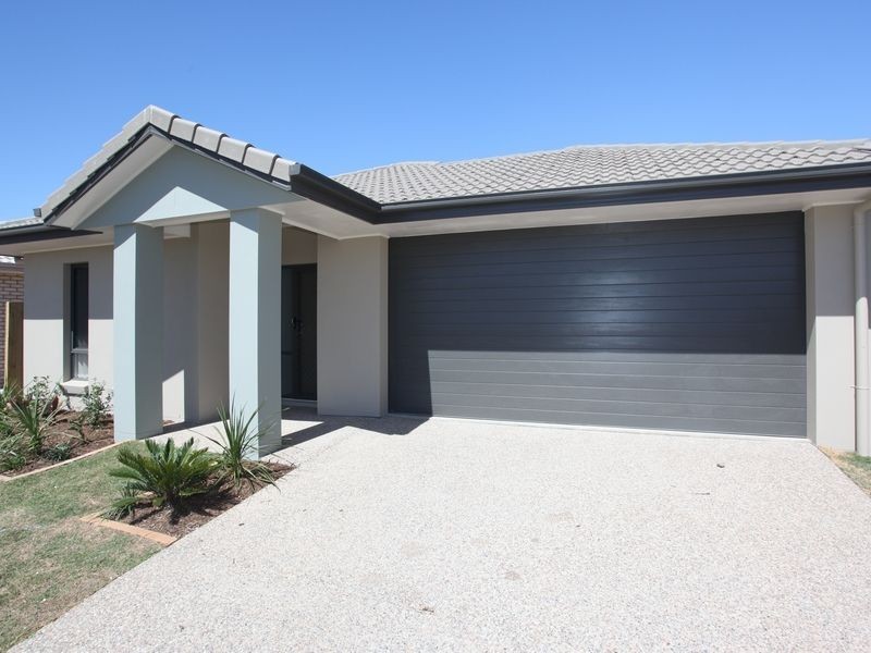 8 Sunjoy Place, North Lakes QLD 4509