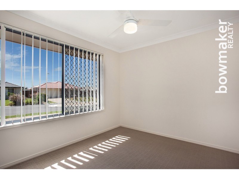 16 Hipwood Street, Morayfield QLD 4506
