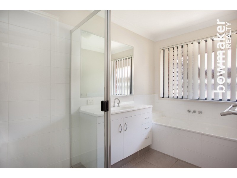 16 Hipwood Street, Morayfield QLD 4506