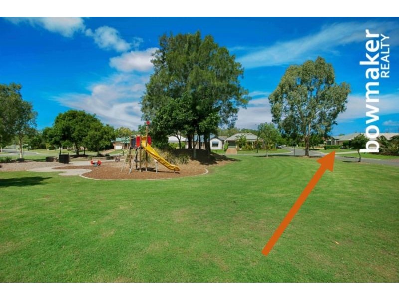 4 Whitfield Cres, North Lakes QLD 4509