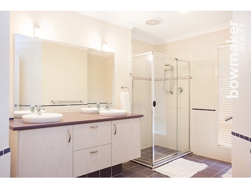 26 Lacebark Street, North Lakes QLD 4509