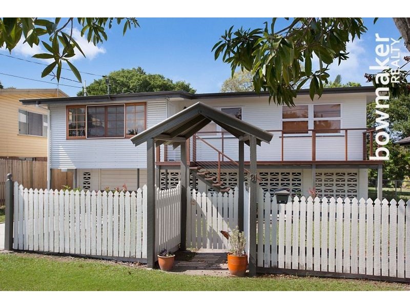 31 Long Street, Clontarf QLD 4019