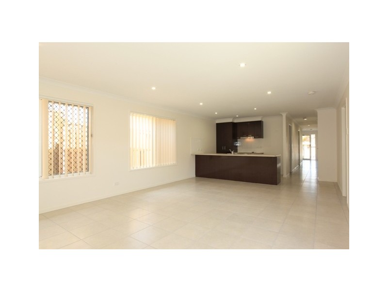 15 Kingfisher Street – ESSENCIA, Dakabin QLD 4503