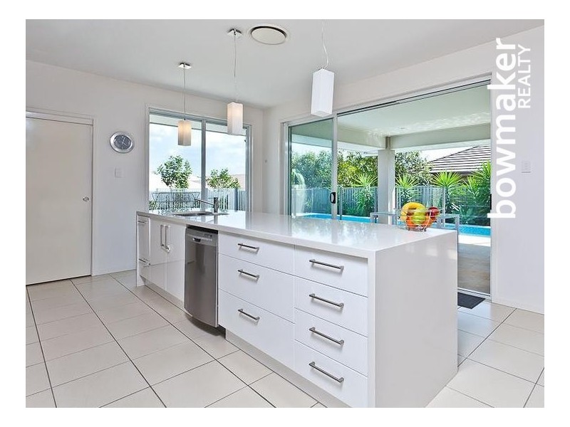 11 Elkington Cct, North Lakes QLD 4509