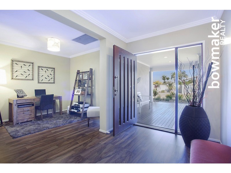 137 Peel Road, Ningi QLD 4511