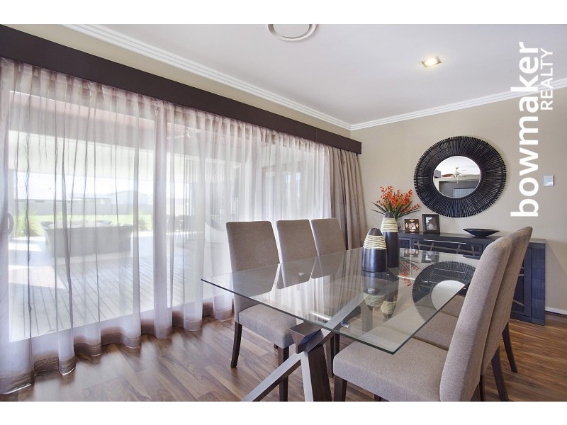 137 Peel Road, Ningi QLD 4511