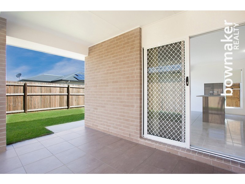 2/14 McKee Crescent, Mango Hill QLD 4509