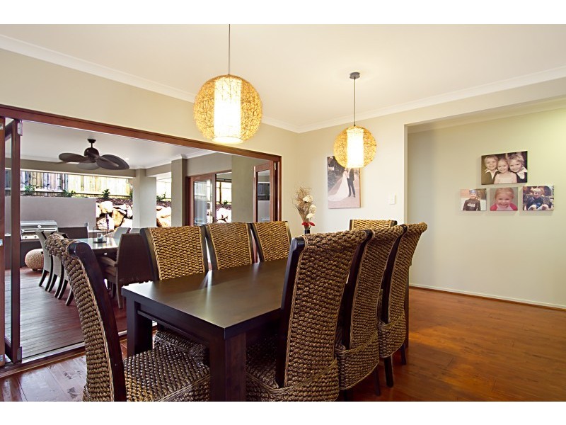 13 Severn Crescent, North Lakes QLD 4509