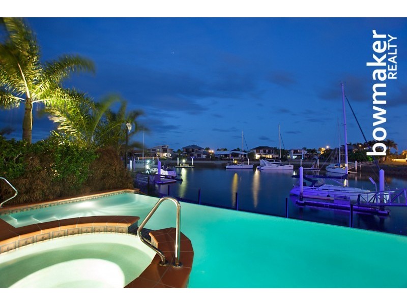 6 Thistle Court, Newport QLD 4020