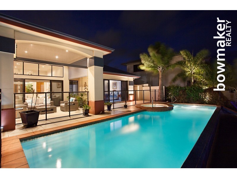 6 Thistle Court, Newport QLD 4020