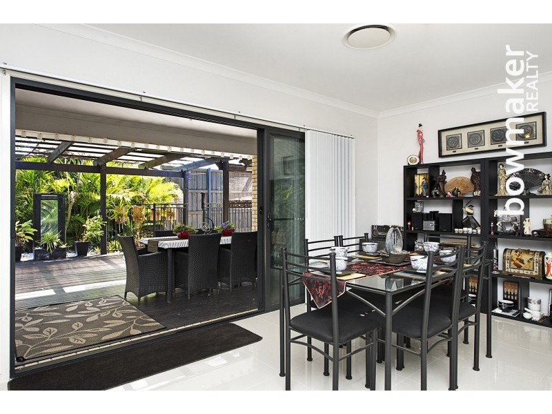10 Freeman Street, North Lakes QLD 4509