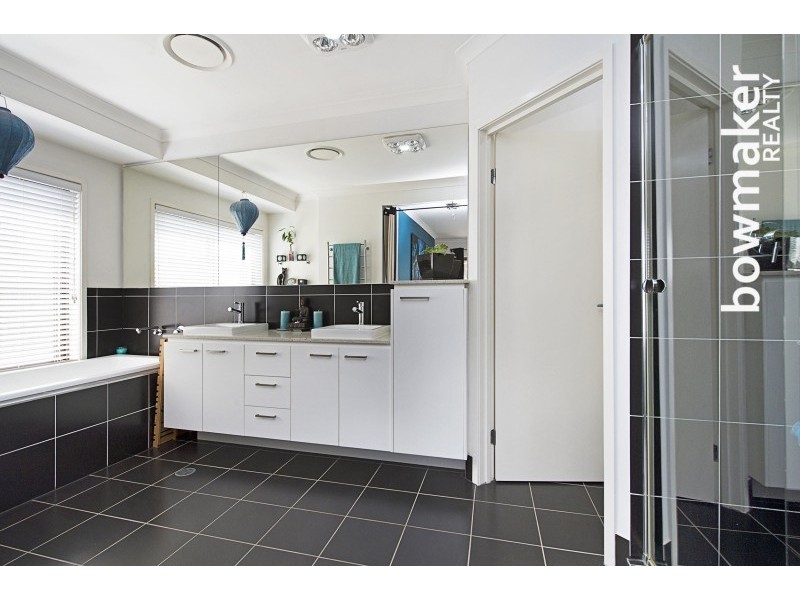 10 Freeman Street, North Lakes QLD 4509