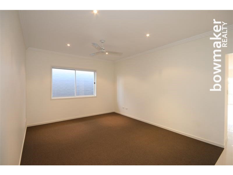 16 Astley Parade, North Lakes QLD 4509