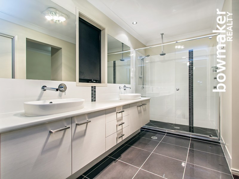 5 Armour Close, North Lakes QLD 4509