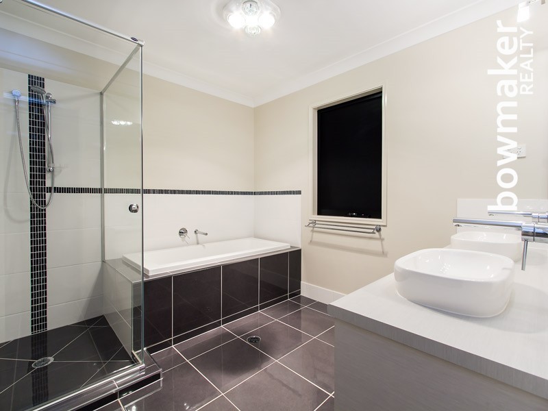 5 Armour Close, North Lakes QLD 4509