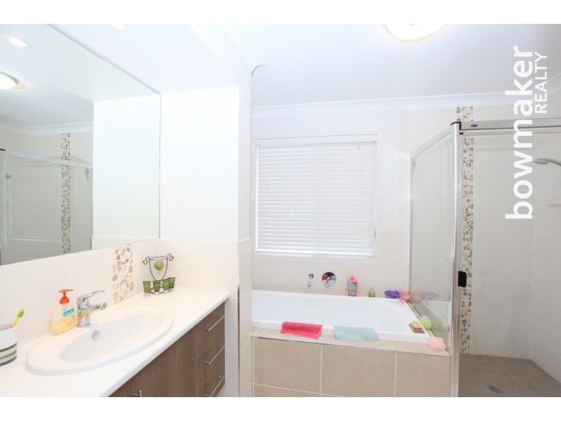 18 Astley Parade, North Lakes QLD 4509