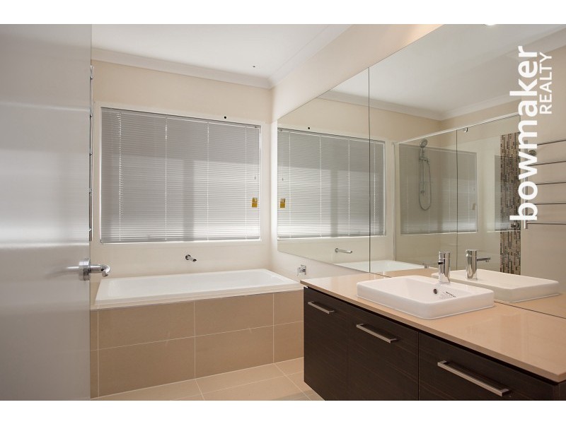 15 Elsey Circuit, North Lakes QLD 4509