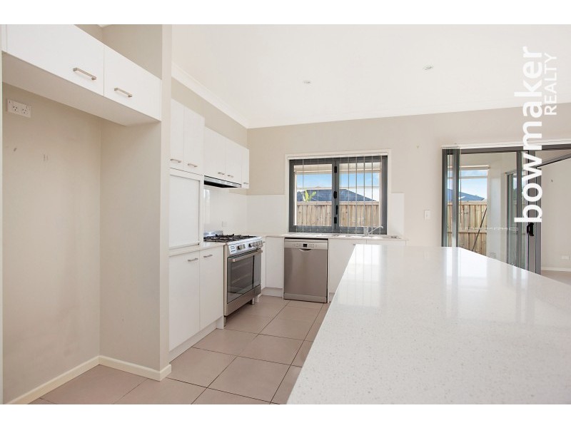32 Planigale Crescent, North Lakes QLD 4509