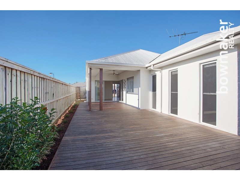 32 Planigale Crescent, North Lakes QLD 4509