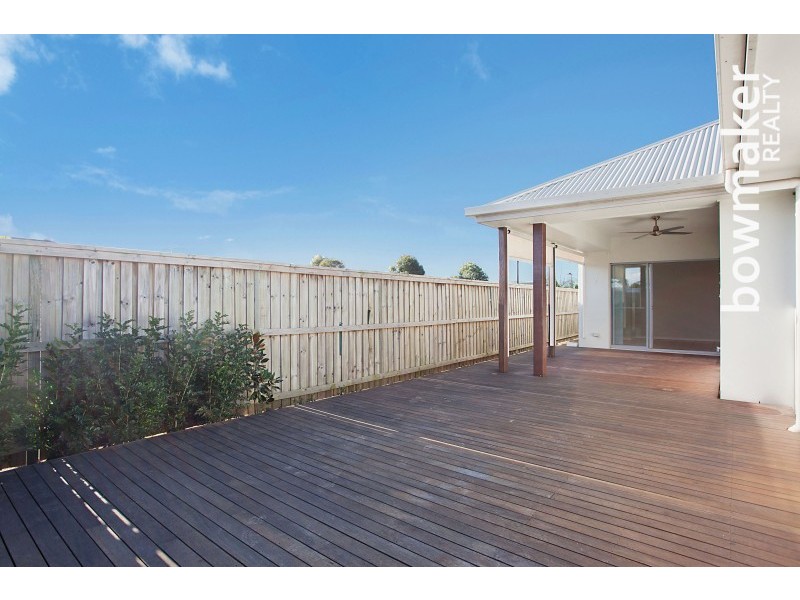 32 Planigale Crescent, North Lakes QLD 4509