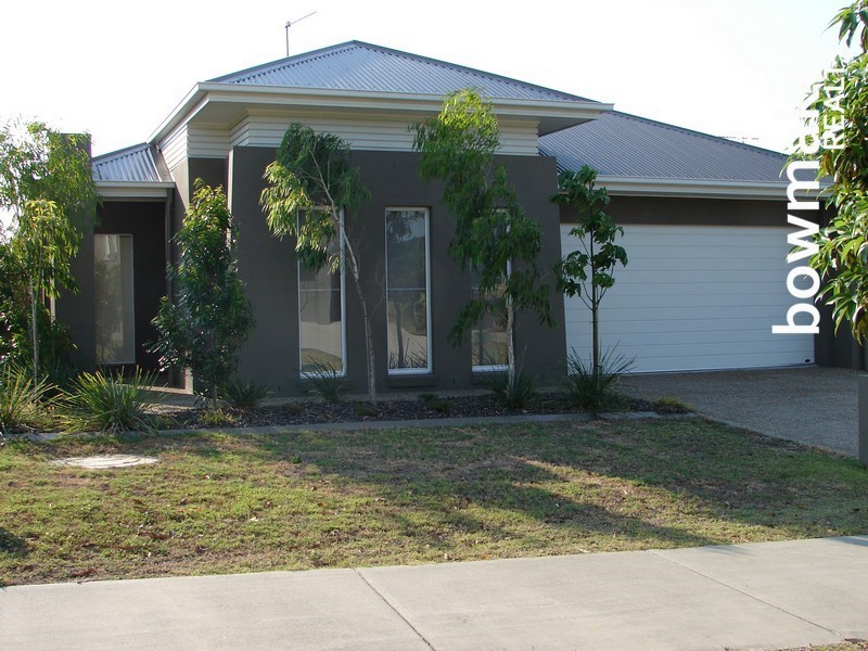 15 Satinay Parade, North Lakes QLD 4509