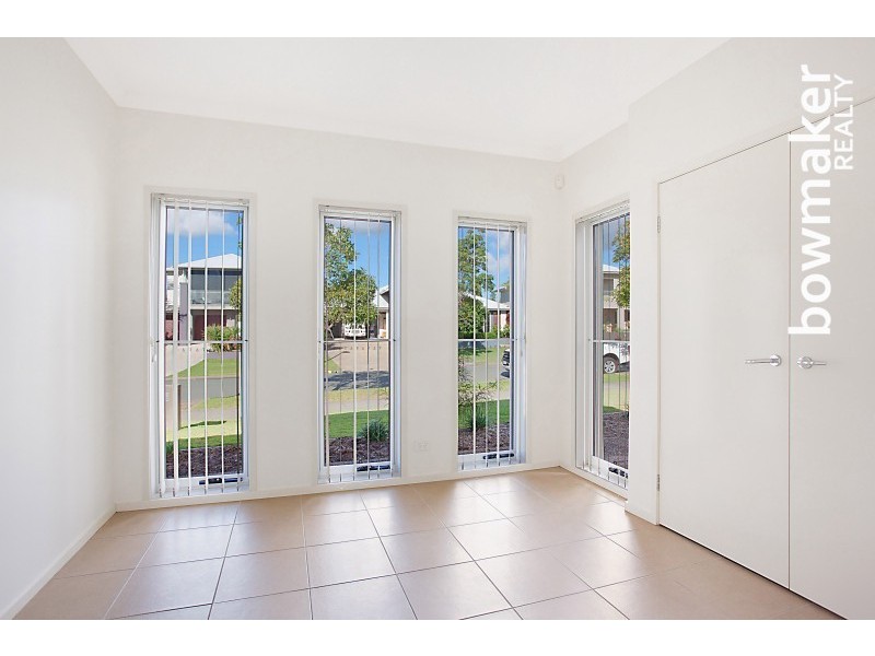 15 Satinay Parade, North Lakes QLD 4509