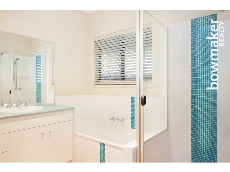 6 Senior Close, North Lakes QLD 4509