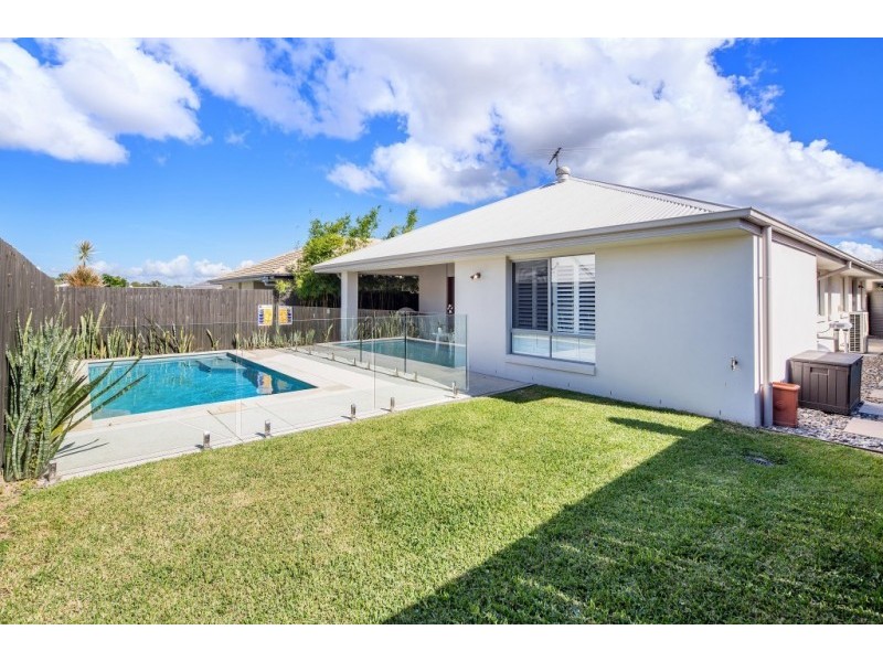 159 Nicklaus Pde, North Lakes QLD 4509
