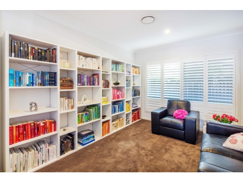 159 Nicklaus Pde, North Lakes QLD 4509