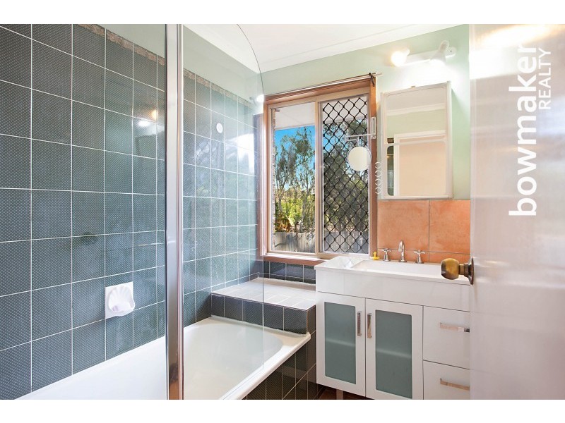 5 Cowal Court, Petrie QLD 4502