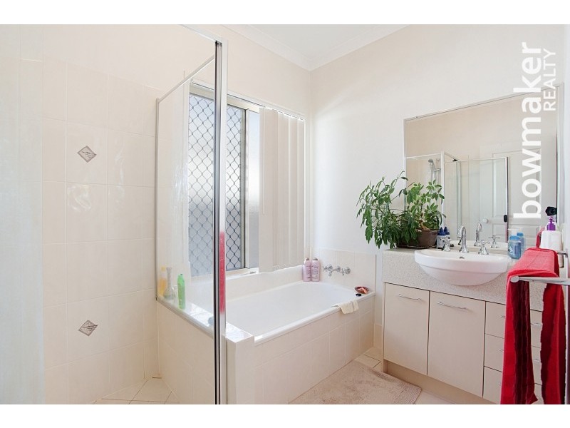17 Douglas Circuit, North Lakes QLD 4509