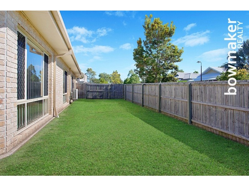 17 Douglas Circuit, North Lakes QLD 4509