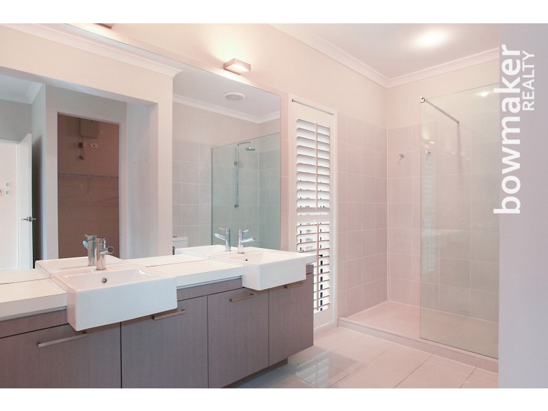 4 Satinay Parade, North Lakes QLD 4509