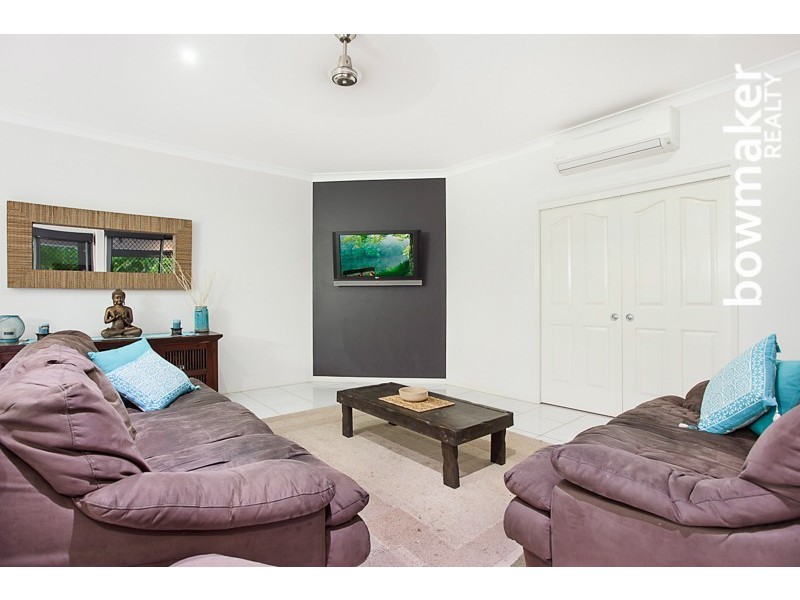 7-9 Barr Place, Ningi QLD 4511