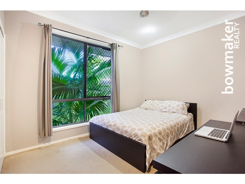7-9 Barr Place, Ningi QLD 4511
